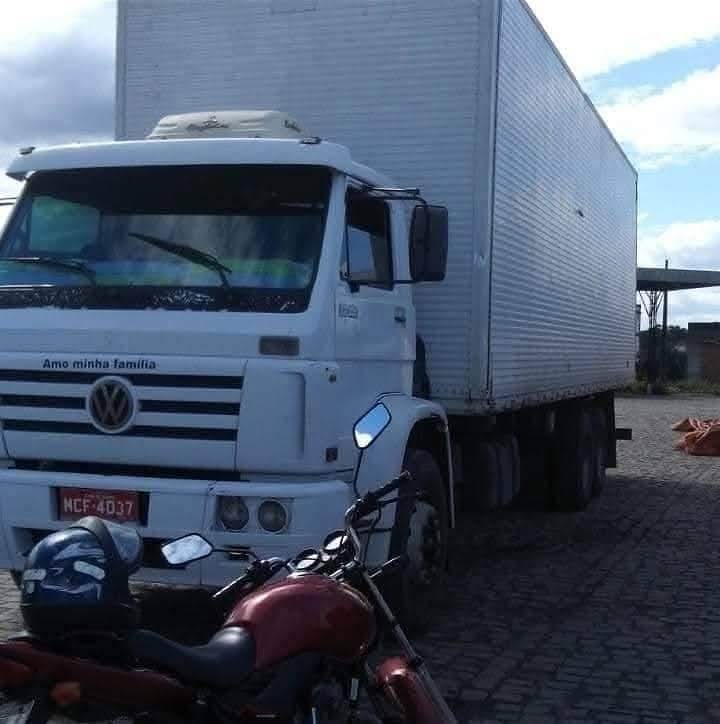 Caminhão El Zelão da KM Mudança